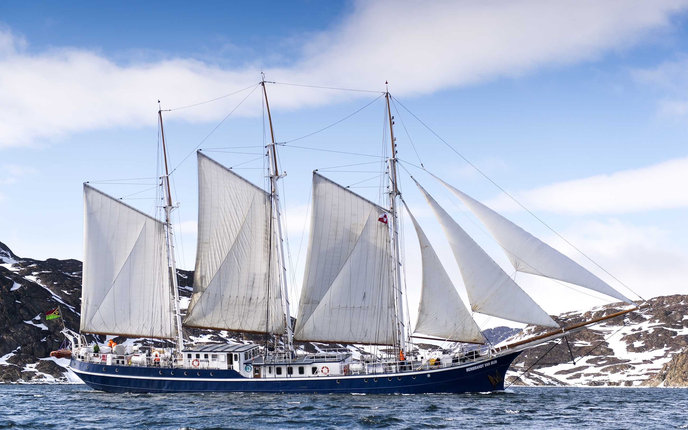 Bild des Schiffes REMBRANDT VAN RIJN - Expeditions-Segler - 33 Gäste